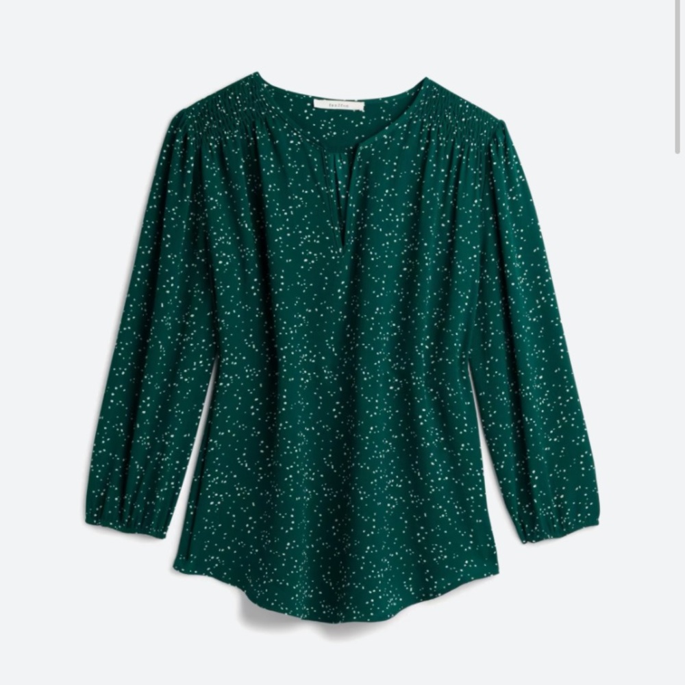 Fun2Fun Kenmore Split Neck Blouse (M)- NWT!